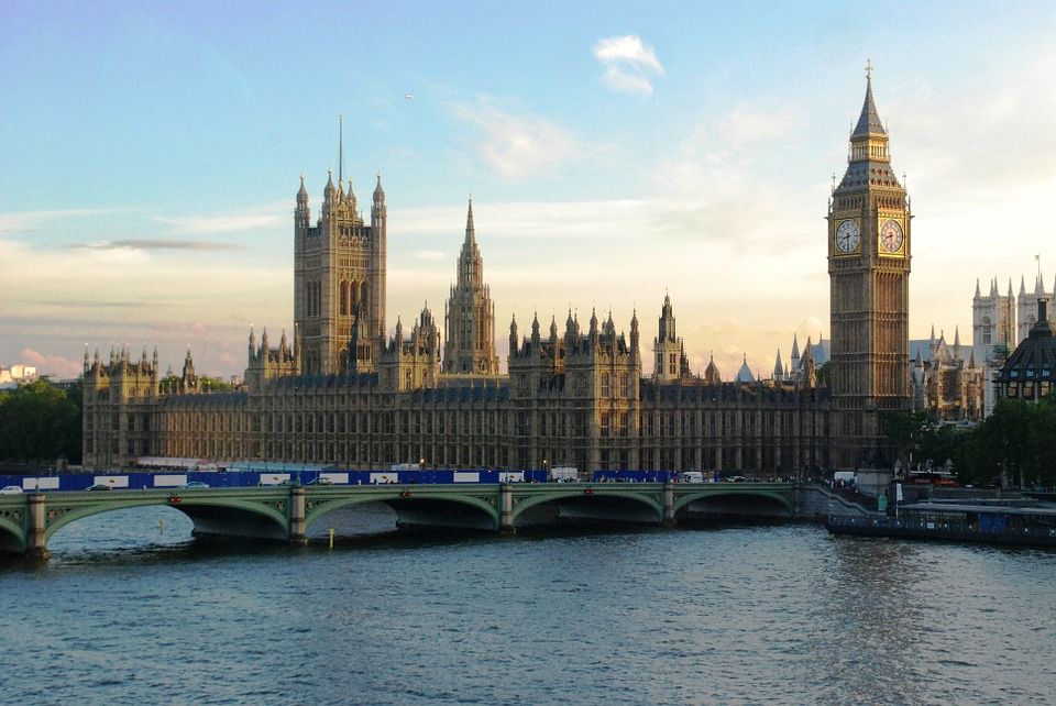 parliament-544751_960_720