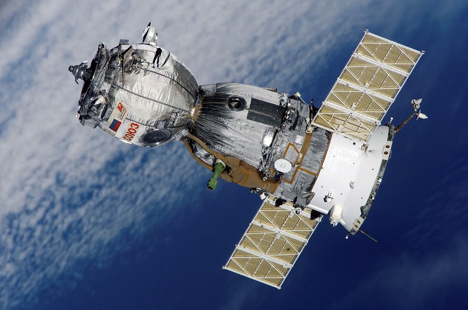 satellite-67718_960_720